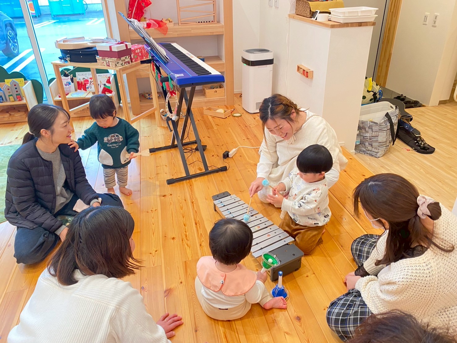 《1～3歳未満対象》音とリズムに親しむ♪ はじまりの音を親子で楽しもう！ ベビーからのふれあい音育リトミック🎵