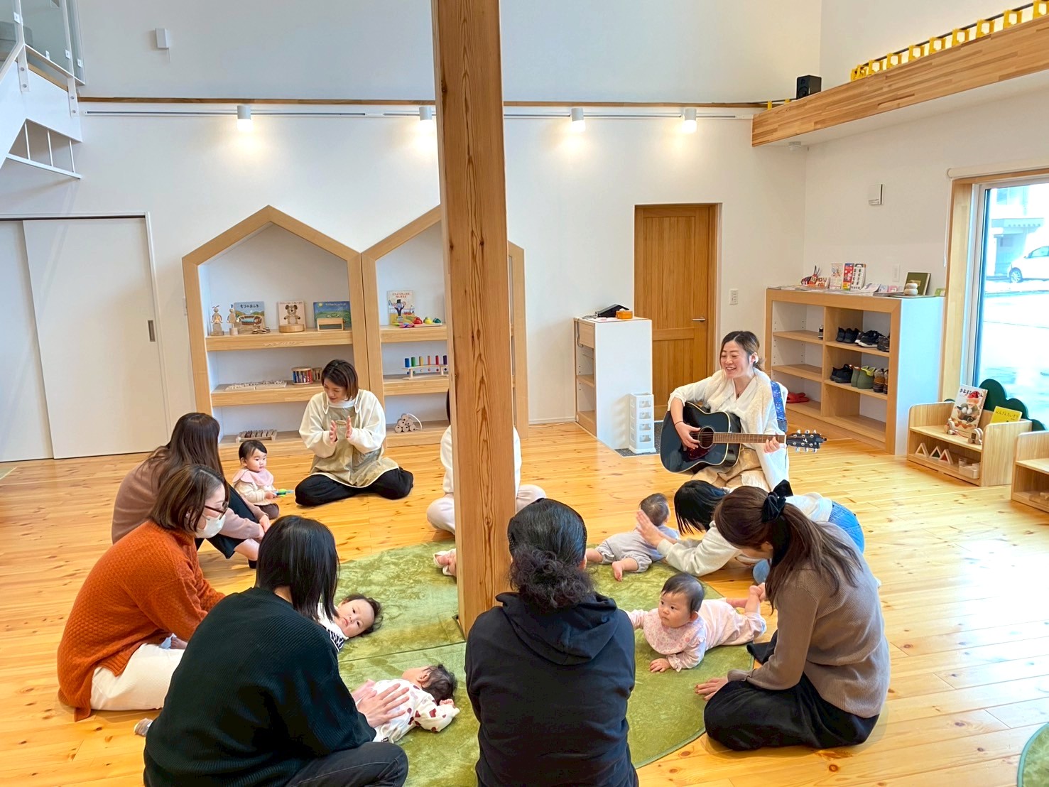 《0～1歳未満対象》音とリズムに親しむ♪ はじまりの音を親子で楽しもう！ ベビーからのふれあい音育リトミック🎵