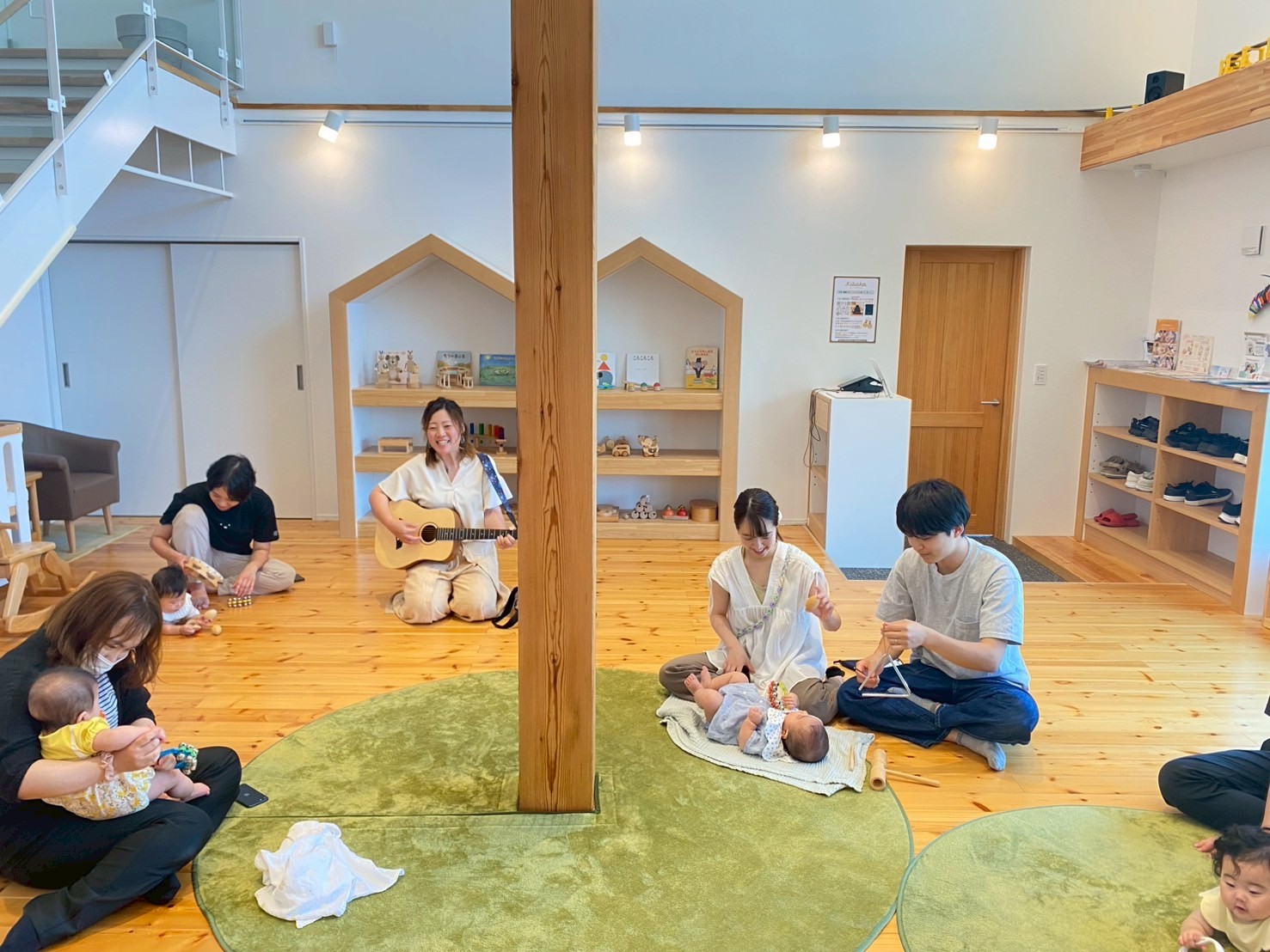 《0～1歳未満対象》音とリズムに親しむ♪ はじまりの音を親子で楽しもう！ ベビーからのふれあい音育リトミック🎵